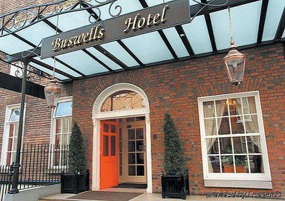 Buswells Hotel Dublin Exterior photo